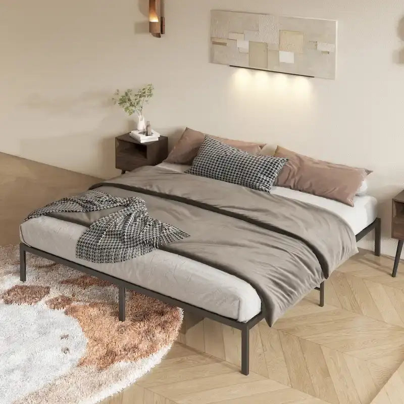 Black King Metal Platform Bed with Wave Shape Wooden Headboard