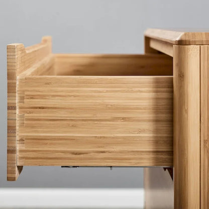 Dylan 4pc Queen Platform Bedroom Set with Dresser in Golden